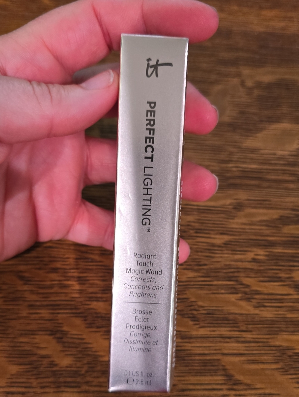 IT Cosmetics Perfect Lighting Radiant Touch Magic Wand - Radiant Light